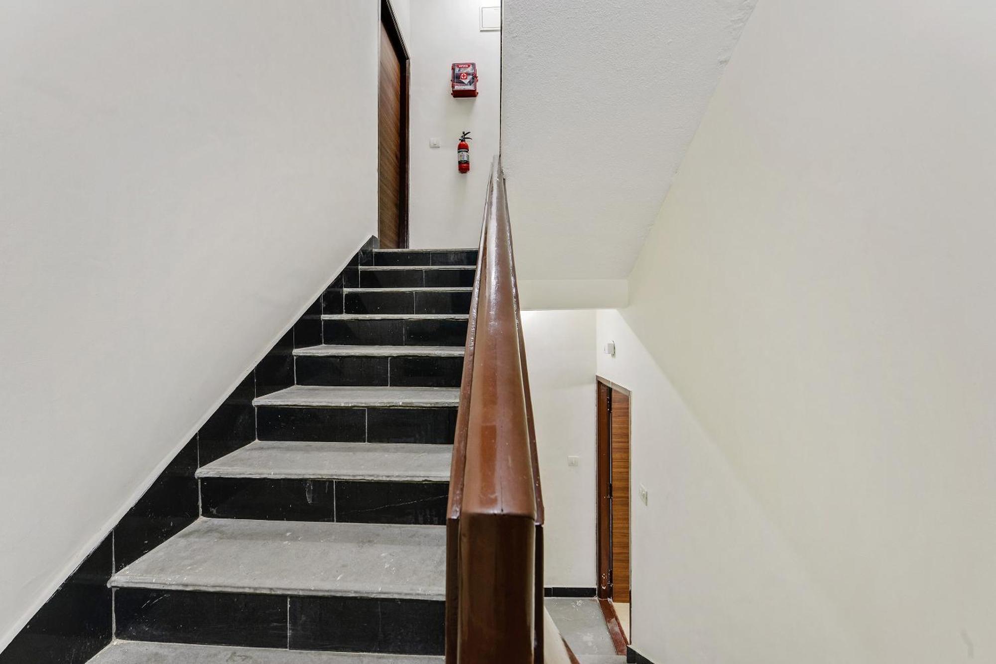 Hotel O Home G-Cloud Near Thirumangalam Metro Station Chennai Exterior photo