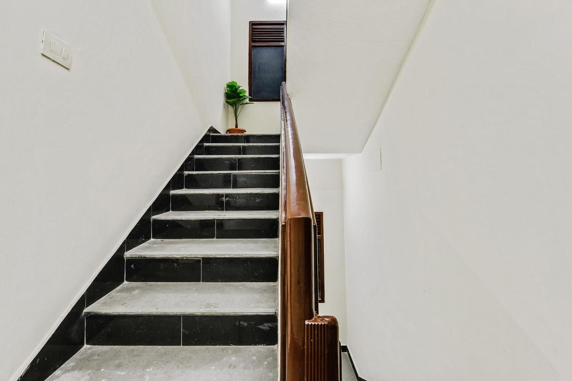 Hotel O Home G-Cloud Near Thirumangalam Metro Station Chennai Exterior photo